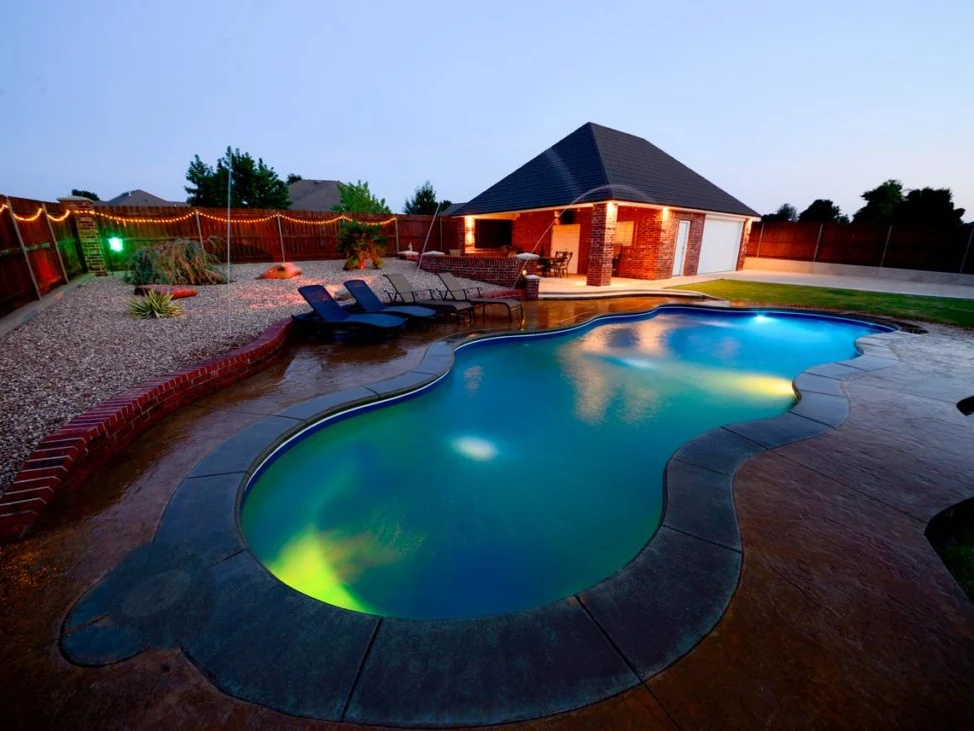 Freeform Inground Swimming Pools with Lights
