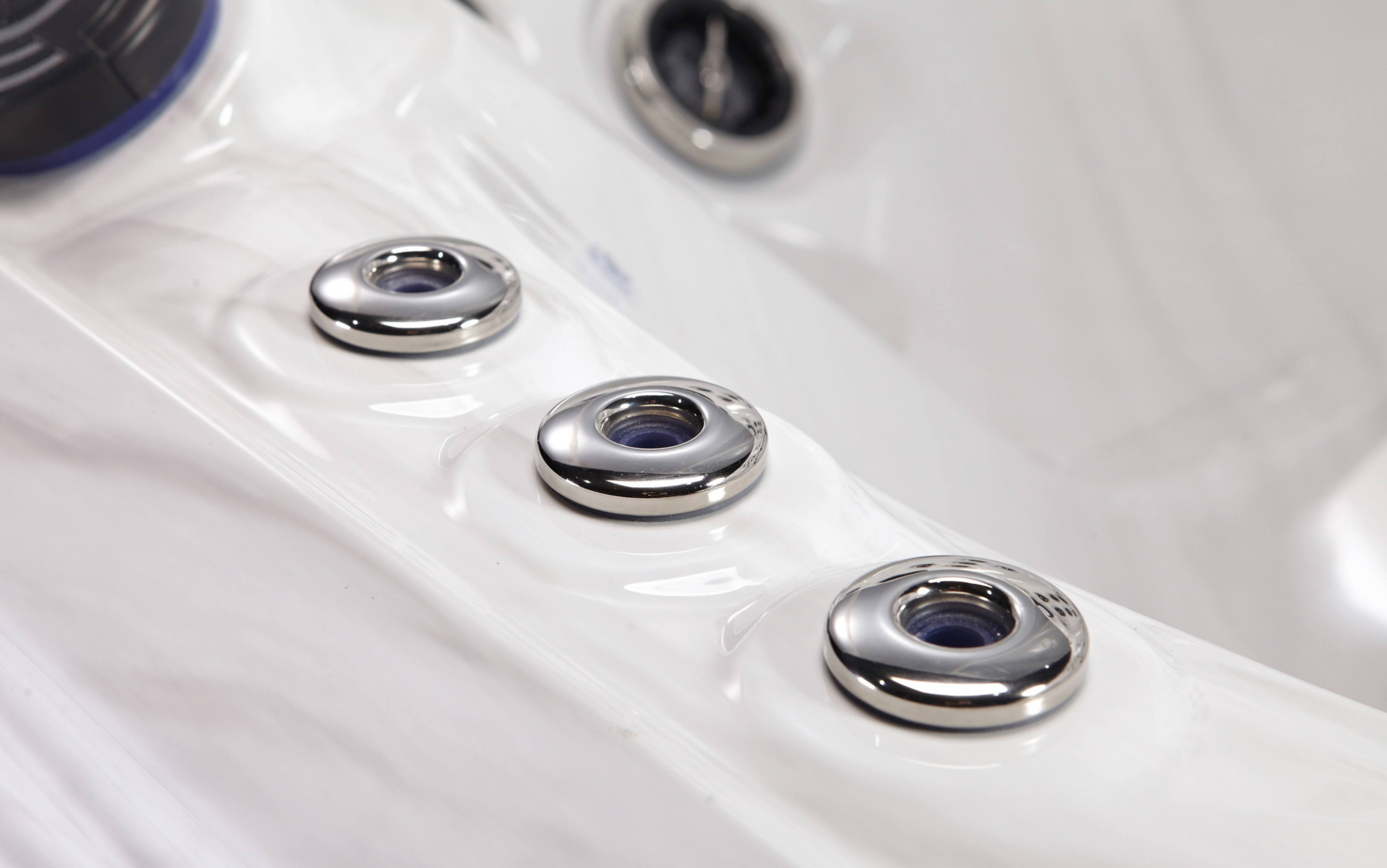 HOT TUB WATER FEATURES